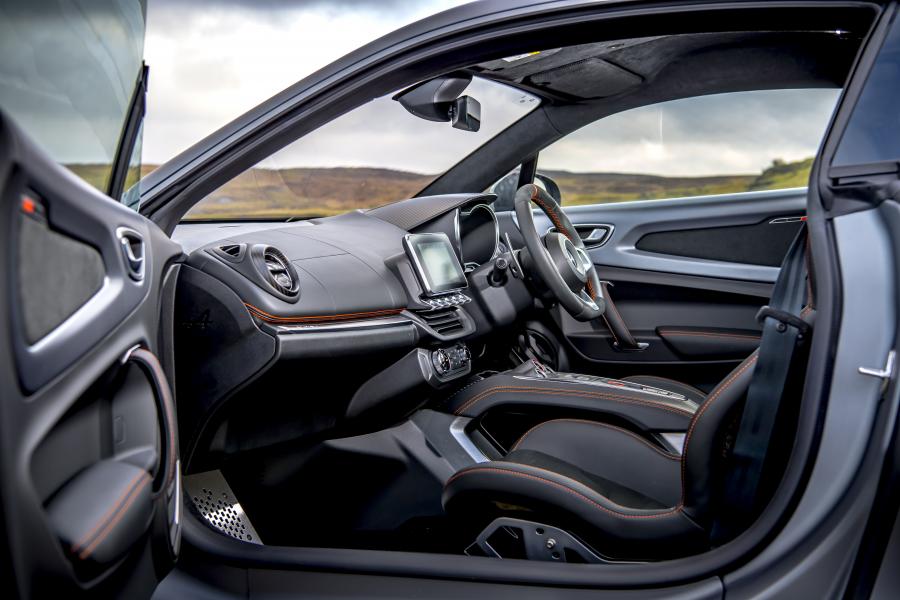 Интерьер Alpine A110S 2019 года  (UK) (фото 30 из 40)